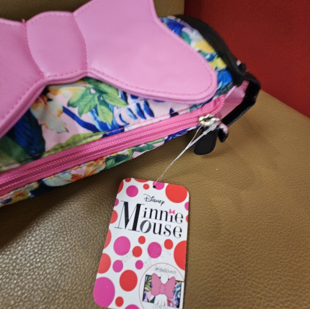 Disney Minnie Mouse Wristlet NWT - Picture 2 of 6